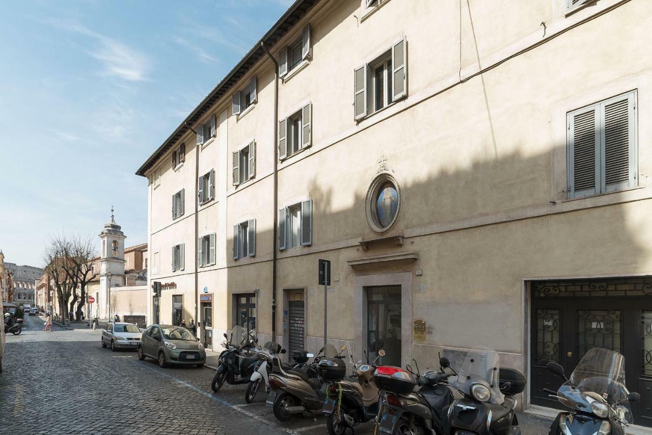 Colosseo & San Clemente Cozy Flat Рим Экстерьер фото