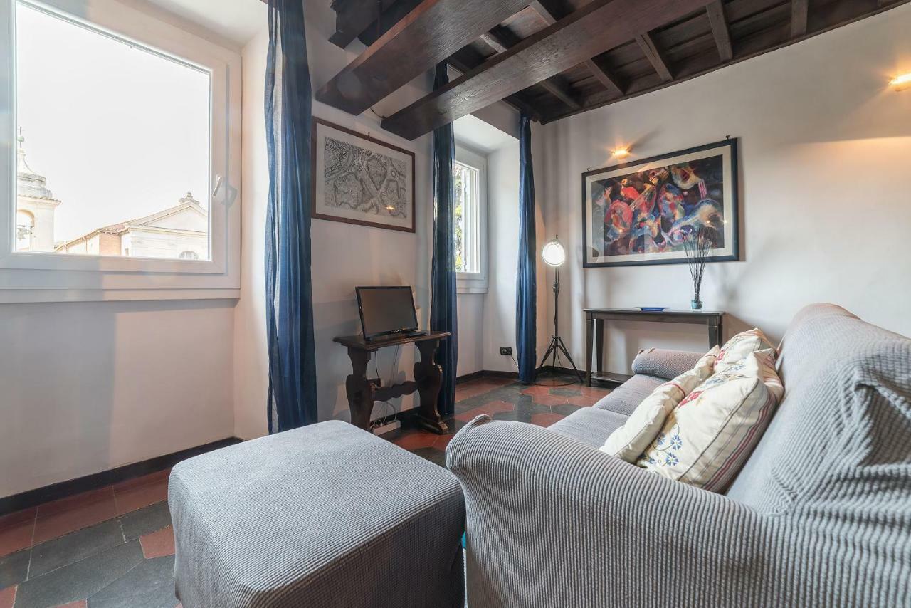 Colosseo & San Clemente Cozy Flat Рим Экстерьер фото
