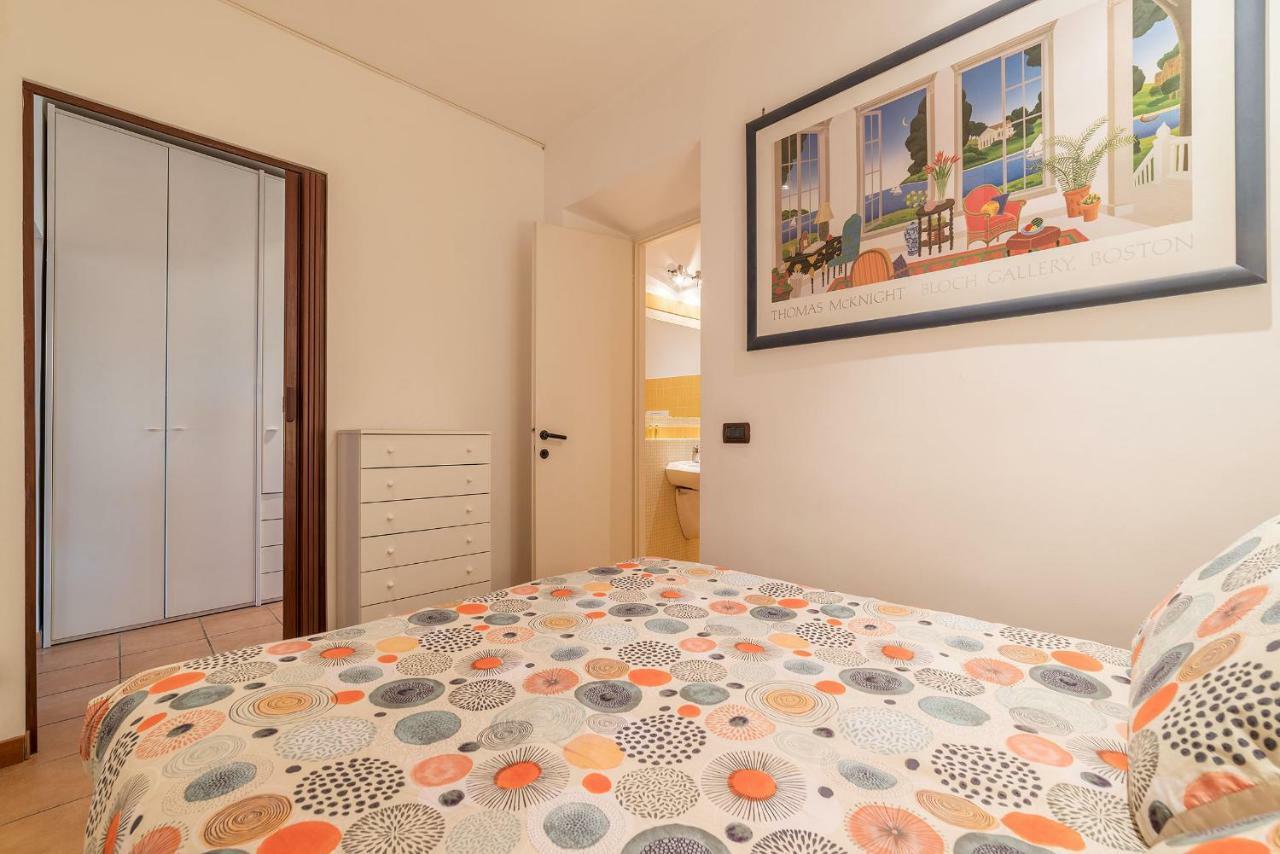 Colosseo & San Clemente Cozy Flat Рим Экстерьер фото